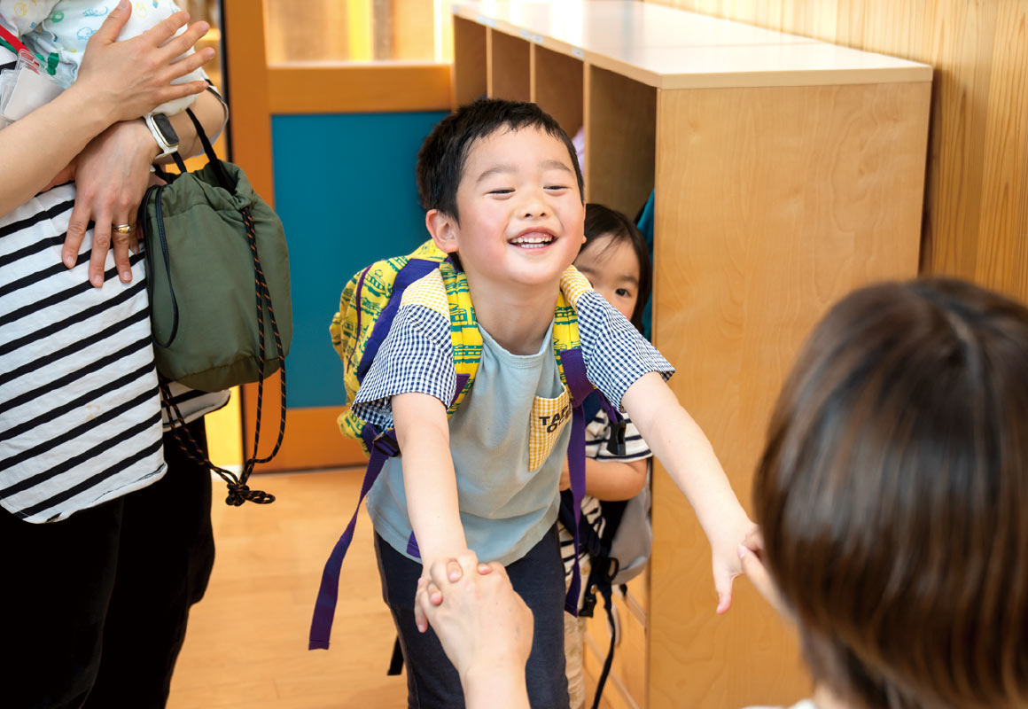 順次登園・朝の視診・自由遊び